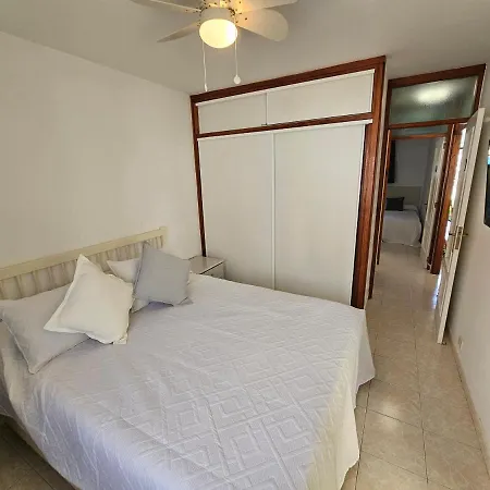 Fayser 108 Beachfront With Direct Pool Access From Terrace アパート *